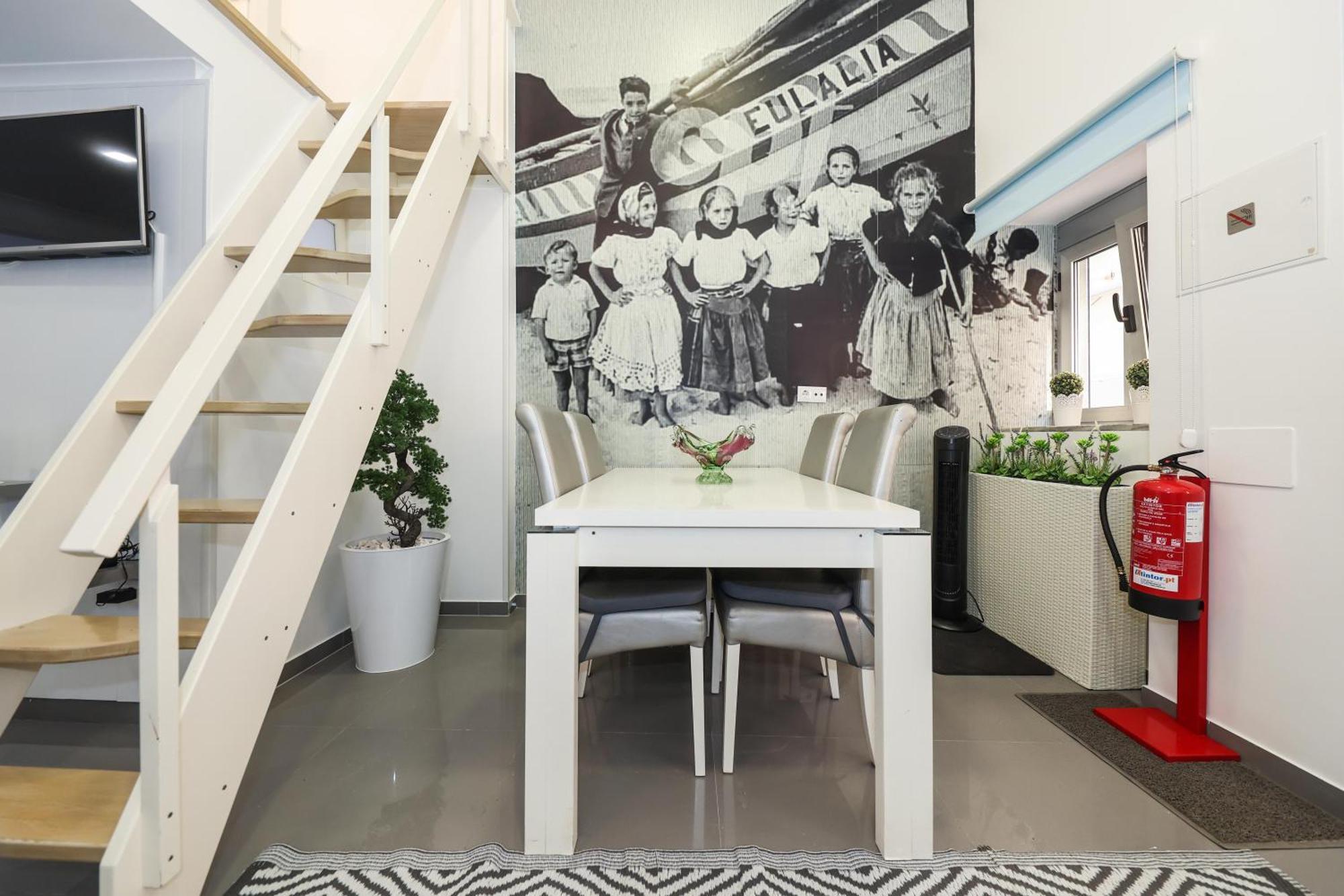 Dina Beach House Nazare Ngoại thất bức ảnh